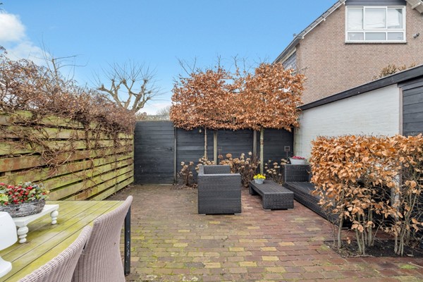 150-Achtertuin-02 (Groot).jpg